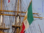 nave scuola Amerigo Vespucci Livorno bandiera alberi pennoni