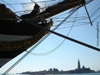 Venezia nave scuola Amerigo Vespucci polena