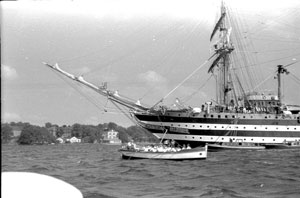 nave scuola amerigo vespucci alla fonda