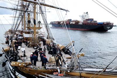 amburgo nave scuola amerigo vespucci