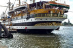 lavori in porto nave amerigo vespucci amburgo