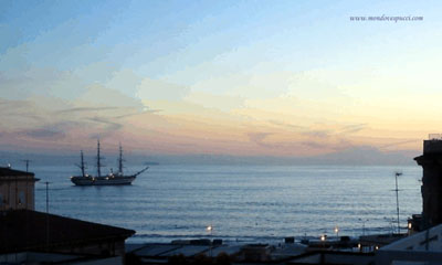 nava scuola amerigo vespucci arrivo livorno