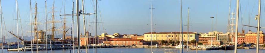 nave scuola amerigo vespucci a livorno