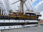 manovre del vespucci per salpare porto di livorno