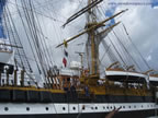 manovre del vespucci per salpare porto di livorno