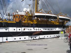 manovre del vespucci per salpare porto di livorno