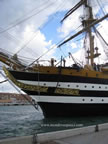 manovre del vespucci per salpare porto di livorno