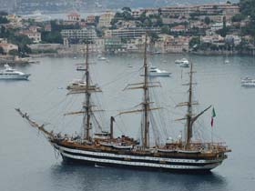 nave scuola amerigo vespucci