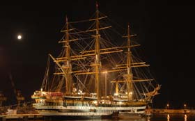 nave scuola amerigo vespucci