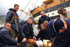 nave scuola amerigo vespucci lavori vita a bordo