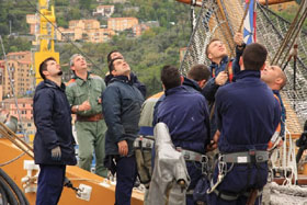 nave scuola amerigo vespucci lavori vita a bordo