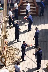 nave scuola amerigo vespucci lavori vita a bordo