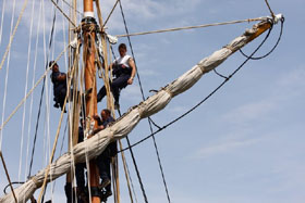 nave scuola amerigo vespucci lavori vita a bordo
