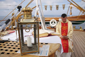 nave scuola amerigo vespucci lavori vita a bordo