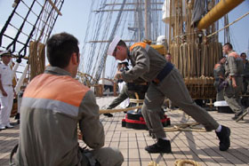 nave scuola amerigo vespucci lavori vita a bordo