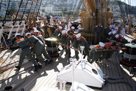 nave scuola amerigo vespucci lavori vita a bordo