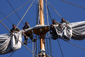nave scuola amerigo vespucci lavori vita a bordo