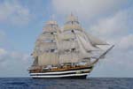 nave scuola amerigo vespucci