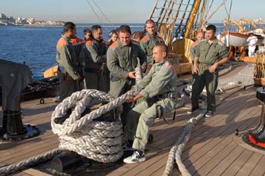 manovra sulla nave amerigo vespucci
