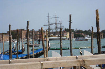 nave scuola amerigo vespucci a venezia