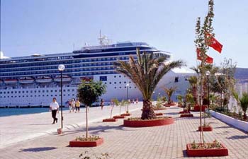 nave da crociera costa atlantica